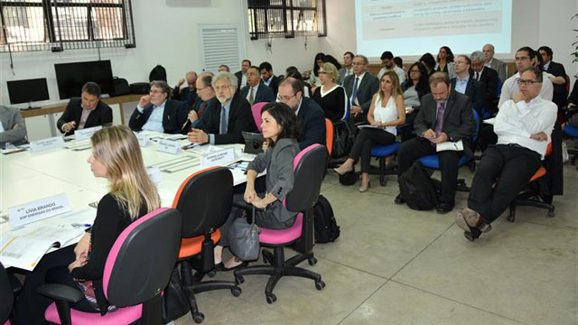 A reunião foi realizada no laboratório do projeto Ocean Samsung, na Escola Politécnica da Universidade de São Paulo (Poli-USP)