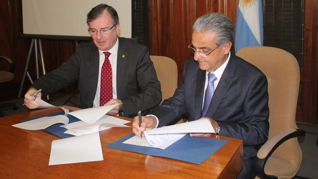O acordo foi assinado pelo presidente da CNI, Robson Braga de Andrade, e pelo presidente da UIA, Adrián Kaufmann Brea